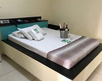 Motel & Hotel Ape Goiania - Goiânia - Bedroom