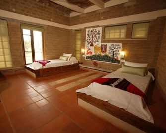 Our Native Village - Bangalore - Quarto