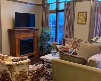Rodmay Heritage Hotel - Powell River - Sala de estar