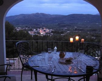 Superb Villa with Stunning Mountain and Valley Views - Alcalalí - Balcón