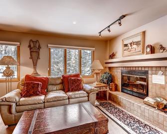 Townsend Place - Avon - Sala de estar