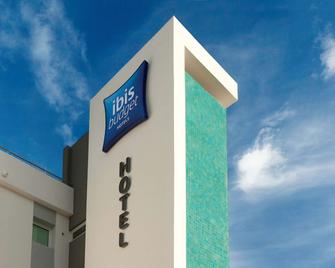 Ibis Budget Belfort Centre - Belfort - Building