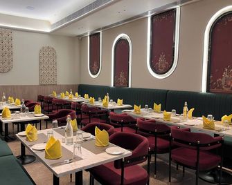 Ira By Orchid Bhavnagar - Bhavnagar - Restaurant