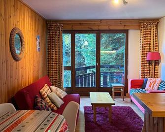 Bel appartement à Morzine, 2 chambres, proche centre, 6 pers, balcon, parking - FR-1-524-116 - Morzine