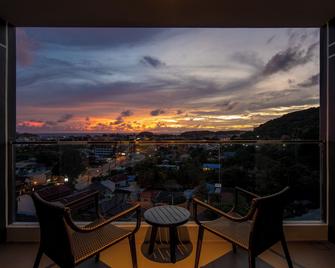 The Yama Hotel Phuket - Karon - Varanda