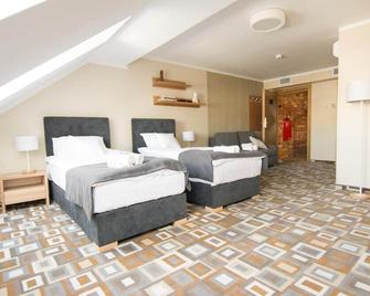 Provincja Wine Bar & Rooms - Olsztyn (Warminsko-Mazurskie) - Camera da letto