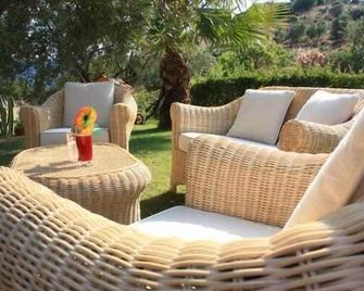 Genna È Masoni - Cardedu - Patio