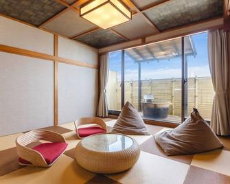 Shinyu No Yado Sazana - Higashiizu - Wohnzimmer