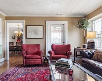 The Bungalow at Purple Martin Greenway - Rutherfordton - Sala de estar