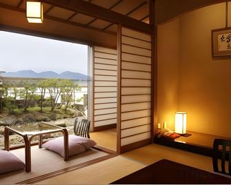 Sanyo Hotel - Shibukawa - Balcony