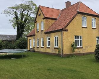 A Big Holidayhouse Rømø-Rim-Ribe - Skaerbaek - Edificio