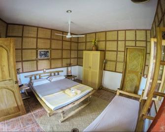 Jjs Backpackers Village - Siquijor - Bedroom