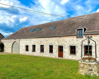 La Demoiselle ô Bois - Gîte nature et confort aux portes de Chimay - Seloignes - Edificio
