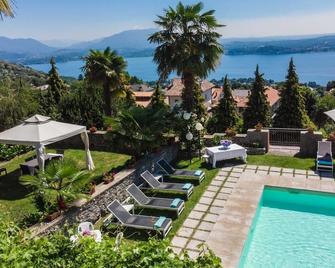 Villa Stresa - Whole Villa - Massino Visconti - Басейн