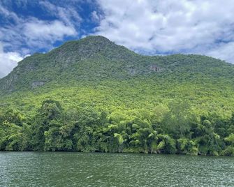 Paenaifun Resort - Kanchanaburi - Outdoor view