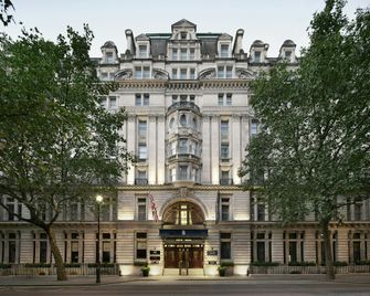 The Grand at Trafalgar Square - London - Building
