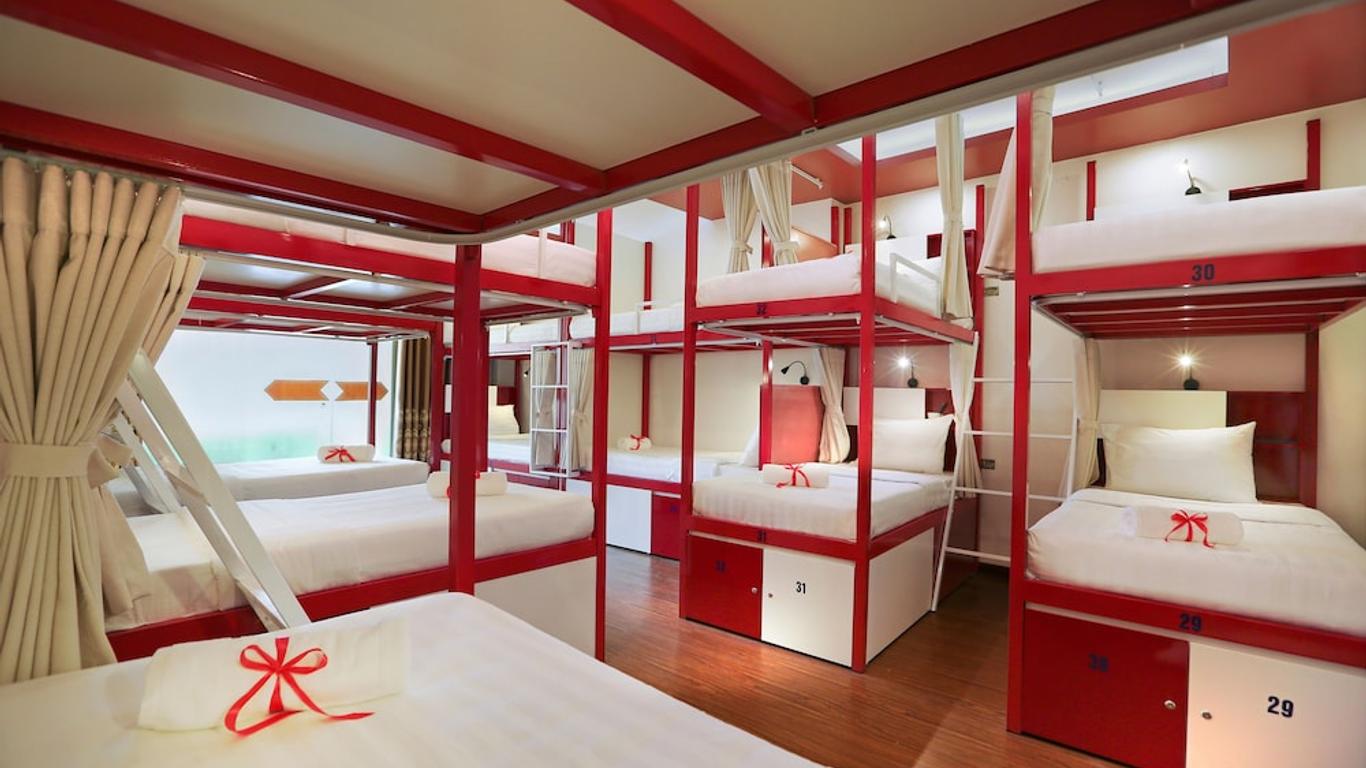Hanoi High Five Hostel