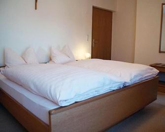 Landhotel Wolf-Mertes - Ransbach-Baumbach - Schlafzimmer