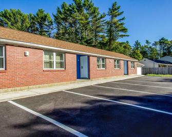 Rodeway Inn Middleboro-Plymouth - Middleboro - Building