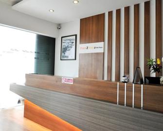 Place2stay @ Rh Plaza Hotel - Kuching - Resepsionis