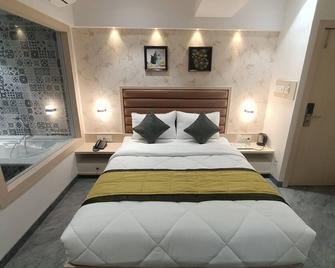 Hotel Pearl Residency Thane - Thane - Slaapkamer