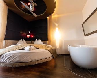 Maiers Kuschelhotel Loipersdorf Deluxe - Adults Only - Loipersdorf bei Furstenfeld - Спальня