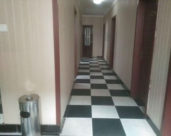Tujia Express Inn - Taiyuan - Flur