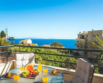 Sweet Home Reis Magos by Atlantic Holiday - Caniço - Balcony