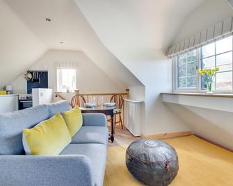 Swift Lodge - Kirton - Living room
