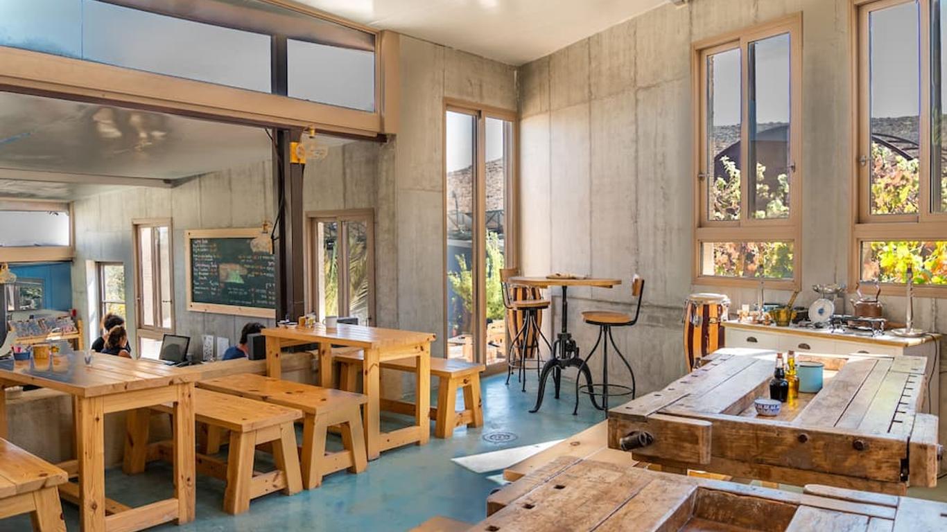 חוות כרמי עבדת