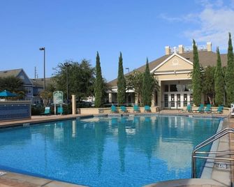 Superb Value Resort Townhome Near Shopping - Kissimmee - Pool