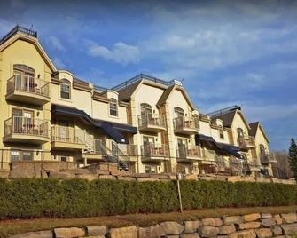 Condo des frênes Piedmont - Piedmont - Building