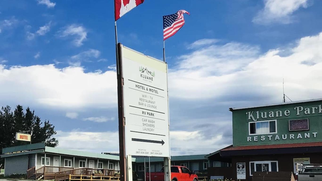 Kluane Park Inn