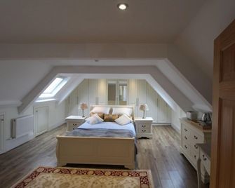 The Old Dispensary - Kinsale - Bedroom