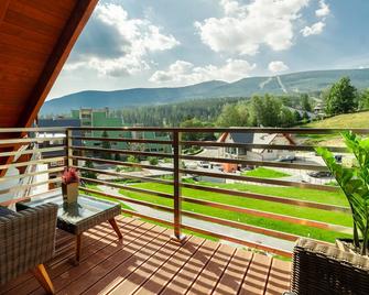 Apartamenty Sun & Snow Triventi Mountain Residence - Karpacz - Balcone