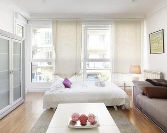 Hurbil - Basque Stay - San Sebastián - Habitación