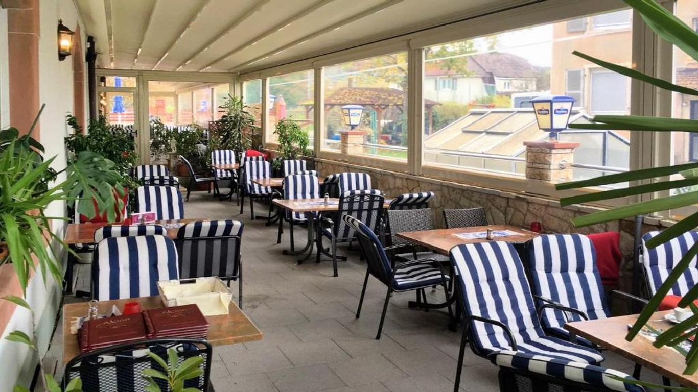 Hotel-Restaurant Axion