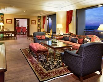Hilton Istanbul Bosphorus - Istambul - Sala de estar