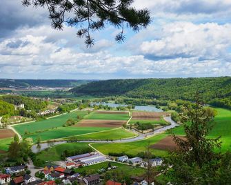Gasthof Krone - Kinding - Außenansicht