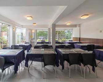 Lagoa Park Hotel - João Pessoa - Restaurant