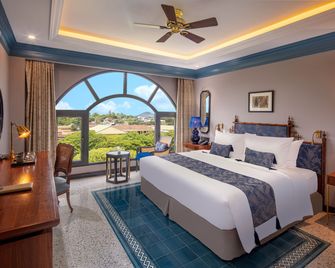 Silk Path Grand Hue Hotel - Huế
