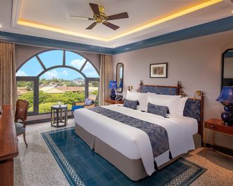 Silk Path Grand Hue Hotel - היו