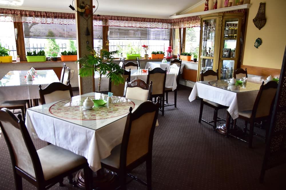 هوتل لاف - بلغراد - مطعم