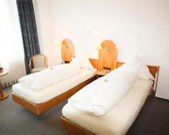 Landhotel Restaurant Gärtner - Mücke - Bedroom