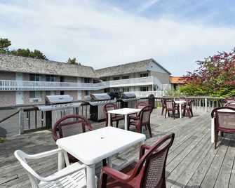 Travelodge by Wyndham Mackinaw City - Mackinaw City