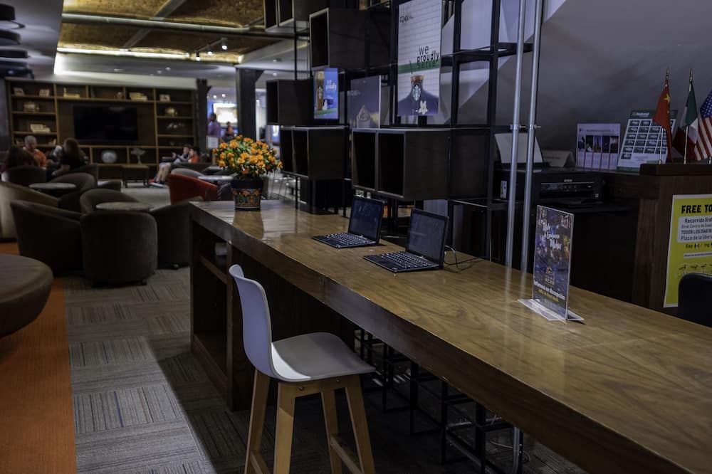 Hotel Fenix - גוואדאלחארה - בר