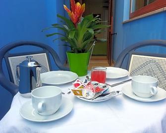 La Piazzetta - Giardini Naxos