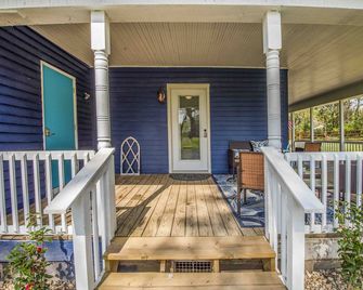 Par for the Course Inn - Kodak - Patio