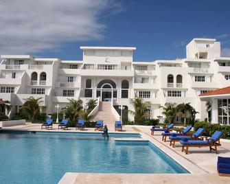 Hotel & Museo Casa Turquesa - Cancún - Pool