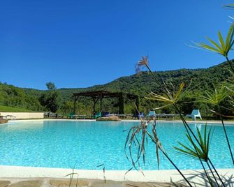 Agriturismo Piano di Andrea - Ostigliano - Piscina